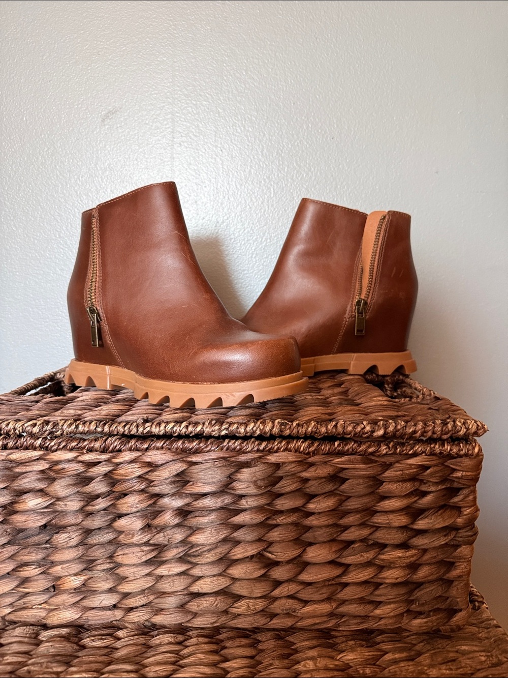 Sorrel Brown Leather Ankle Boots with Side Zip